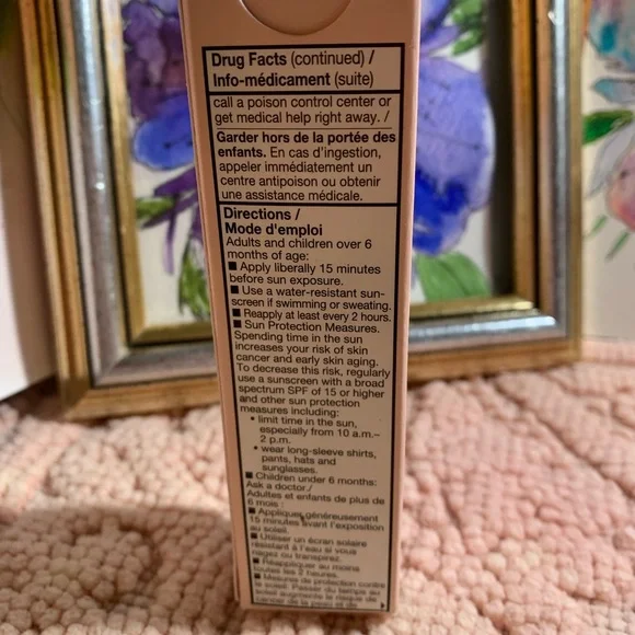 Mary Kay® Foundation Primer Sunscreen Broad Spectrum SPF 15* - Picture 4 of 6